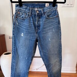 Levi's Wedgie Fit Raw Edge Denim - Medium Blue